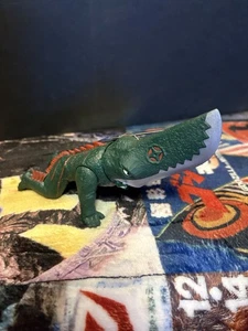 1999 Bandai Gamera Memorial Box Figure Guiron With Tag - Picture 1 of 2