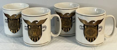 Набор из 4 памятных бронзовых монетных кружек в честь двухсотлетия 1776-1976 гг. с орлиным щитом чашки - Изображение 1 из 4