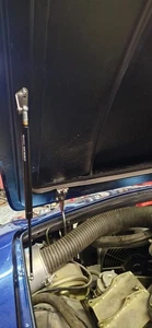 Aston Martin Classic AMV8 Bonnet gas strut upgrade kit - Picture 1 of 6