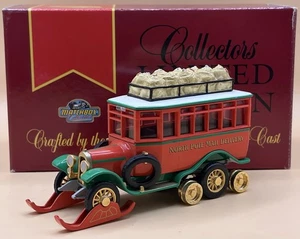 Matchbox Very Rare YYM36793 Scania Post Bus - North Pole Christmas Yesteryear - Picture 1 of 4