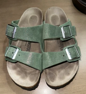 BIRKENSTOCK Arizona Green shimmer suede leather slides sandals 36 US 5 M/N EUC - Bild 1 von 6