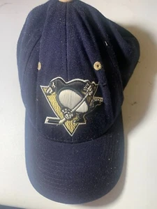 Pittsburgh Penguins Hat Cap Fitted 7 Black White Pre-Owned HT15+100 - Picture 1 of 2