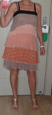 COP-COPINE  Robe à volant modèle Mélanger Taille 38 Etat neuf  - Photo 1/4