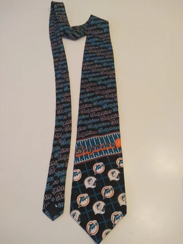 Vintage Miami Dolphins NFL Football Neck Tie  USA Cover