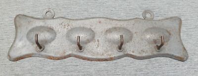 Altes Metall Schlüsselbrett Eisen - Schlüsselhaken, Hakenleiste - Art Deco Antik • 22€