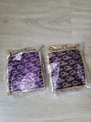 Pantimedias Silkies Control Top Nylons 2 Pares Selladas Beige Miel Medianas Foto 1 de 3