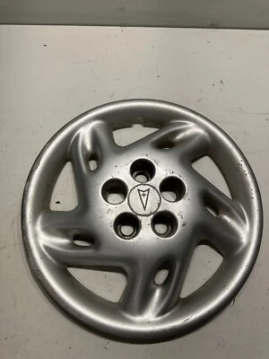 1995-1998 PONTIAC GRAND AM 14" Hub Cap 9592477 OEM SILVER - Image 1 of 4