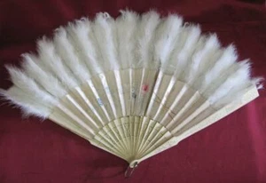 19C. ANTIQUE BONE & SATIN HAND PAINTED LADIES FAN WITH MARABOU FEATHERS - Picture 1 of 10