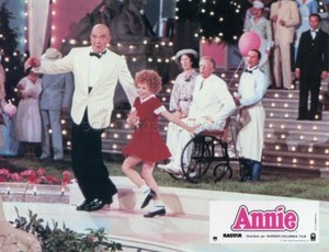 Aileen Quinn Albert Finney Carol Burnett Annie 1982 8 Lobby Karten Original Pack