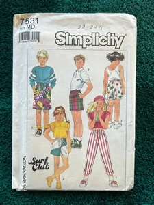7531 Simplicity Muster ~ Größe 23-24 1/2 ~ ~ ~ ~ Angebot MP 17 - Bild 1 von 2