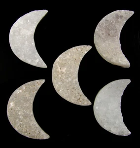 135.25 Ct Natural Druzy Quartz 29-30 mm Gemstone Moon Cabochon 5 Pcs Lot - 63267 - Picture 1 of 5