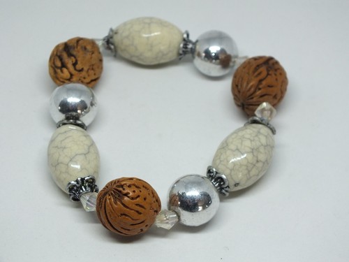 OFF WHITE Bellissimo Bracciale Stretch Tono Argento Marmorizzato Bianco e Forma Conchiglia