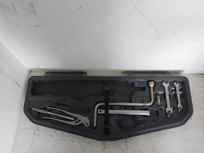 2001 BMW 740i ДОМКРАТ НАБОР ИНСТРУМЕНТОВ ЛОТОК - ЧИТАТЬ!  (P4900) - Изображение 1 из 4