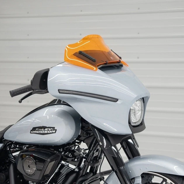 Parabrisas Klock Werks Flare 8" Naranja Harley Davidson FLHX Street Glide 2024 Foto 1 de 1