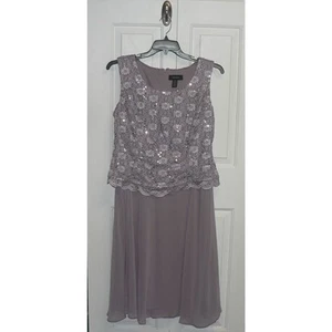 R & M Richards Sequin Lace Bodice Chiffon Sleeveless Dress in Orchid Size 16 - Picture 1 of 3