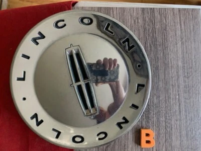 #B (1) Lincoln Navigator 2003-2006 cromo OEM tapa central 2L7J-1A096-AB Foto 1 de 4