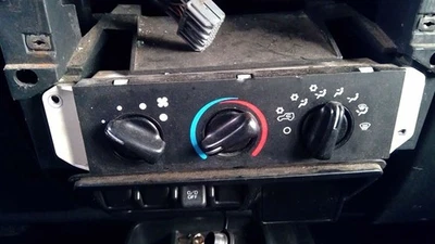 Temperature Control LHD With AC Fits 99-05 WRANGLER 6836206 - Image 1 of 4