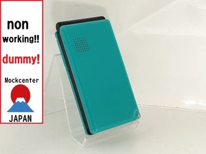 【Factice !】 TOSHIBA W61T (couleur verte) au-japon téléphone portable qui ne fonctionne pas - Photo 1 sur 3