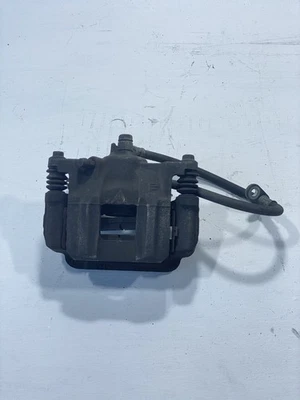 Pinza de freno trasera izquierda del lado del conductor Honda Odyssey 2011-2017 OEM. Foto 1 de 4