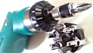 14-in-1 Multi-bit Swiveling- Ratcheting Screwdriver Phillips/Slotted/Torx/Square - Picture 1 of 8