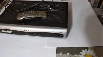 Nokia Ricevitore satellitare 9303 S Decoder Gold Box + telecomando - Immagine 1 di 4