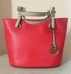 Borsa a mano MICHAEL BY MICHAEL KORS rossa beige pelle jet set media tote nuova senza etichette - Foto 1 di 3