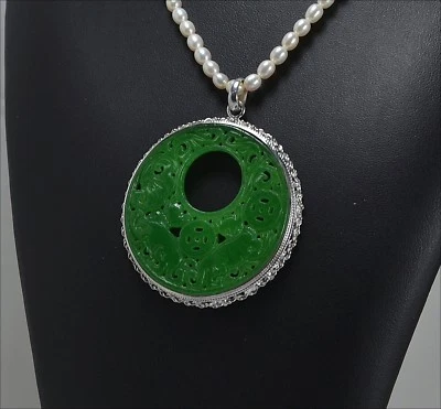COLLANA E CIONDOLO IN ARGENTO 925 CON PERLE BIANCHE E GIADA VERDE TONDA AGDV 078 - Immagine 1 di 3