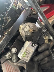 Mercedes Benz MB W245 Heckwischermotor Motor Wischer hinten 1698201440 VALEO - Bild 1 von 1