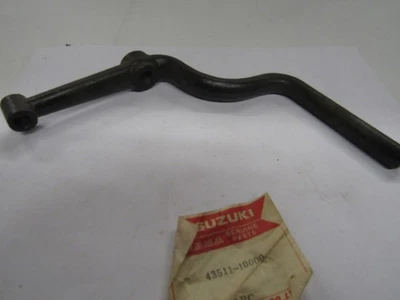 Reposapiés derecho NOS Suzuki GT250 T350T250 T305 43511-10000 Foto 1 de 2
