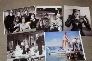 5 ~1966 TV BATMAN/Adam West, Burt Ward BEHIND SCENES/ RARE PHOTOS #1 - Picture 1 of 1