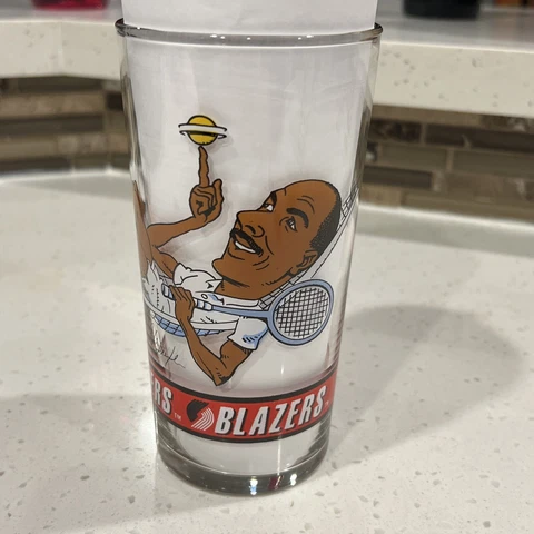 Clyde Drexler ‘92-‘93 Dairy Queen Portland Trail Blazers Promo Glass Cover