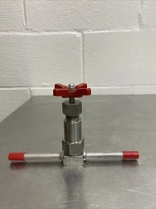 Hoke Stainless Bellows Sealed Valve 4213Q6Y - Picture 1 of 6