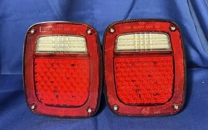 Juego de luces LED de parada/giro/cola para remolque V845 y V845L de Peterson ~ 3 pernos - Imagen 1 de 9