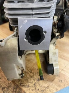 Stihl MS660 650 066 Drucksauger Flansch Sonderbearbeitung (Pre Tank Install) - Bild 1 von 5