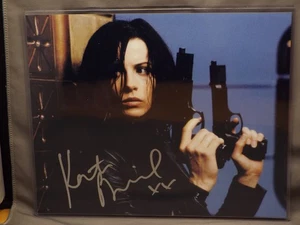 Kate Beckinsale Autogramm 8x10 Bild Underworld mit COA - Bild 1 von 3