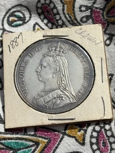 1887 QUEEN VICTORIA SILVER CROWN COIN - Picture 1 of 4