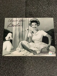 RUTA LEE SIGNED 8X10 PHOTO HOGANS HEROES THE SMURFS 🌟LEGEND BECKETT BAS JSA PSA - Picture 1 of 3