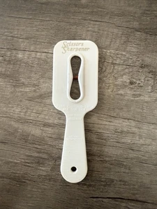 Vintage Scissors Sharpener Premium in white Made in USA - Picture 1 of 3
