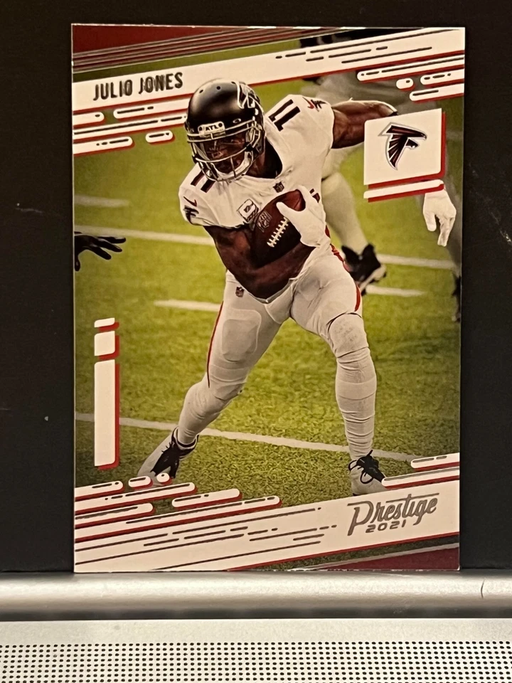 Julio Jones Atlanta Falcons 2021 Panini Prestige - Xtra Points Sunburst #32 - Image 1 of 1