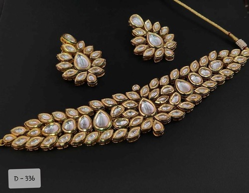 VETEMENTS Collana Kundan girocollo tono oro indiano alta qualità gioielli moda