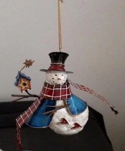 Muñeco de nieve Ranger regalo con casa de pájaros adorno de vacaciones de Navidad sin usar, en caja retirado NOS 4115 - Imagen 1 de 3