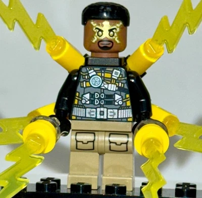 LEGO® "Electro" Minifigura (sh0945) Traje Negro y Bronceado Oscuro *Superhéroes* ¡NUEVO! Foto 1 de 4