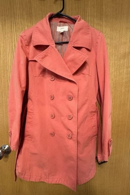Gabardina para mujer Merona coral con botones talla L Foto 1 de 4