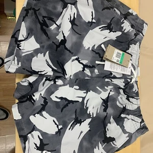 NUOVO Nike Club Woven Flow pantaloncino uomo mimetico cool grigio/bianco DX0737-065 taglia XL - Foto 1 di 7