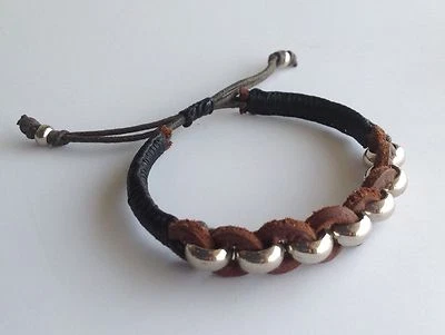 Bracciale In Pelle Naturale Marrone Intrecciato Con Perline In Argento Da Uomo - Immagine 1 di 2
