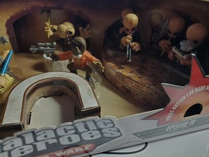 Galactic Heroes Star Wars Cantina Band Episodio IV Hasbro Juguetes NUEVO - Imagen 1 de 5
