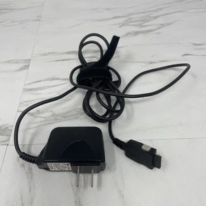 vintage Original LG TA-P02WRTravel AC Power Adapter Cell Phone Charger OEM - Picture 1 of 5