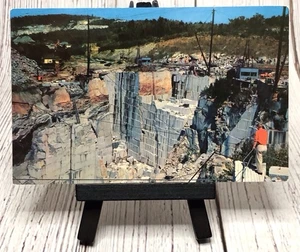 Rock of Ages Granite Quarry Barre Vermont VT Postcard - Picture 1 of 4