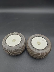 2 Proline Holeshot 192 Rear Truck Tires Good Condition Losi Rim Vintage Rc10T - Picture 1 of 11