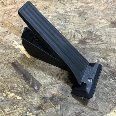 BMW 550I XDRIVE F10 LCI 2011-2016 - módulo de acelerador/pedal de gasolina OEM Foto 1 de 4